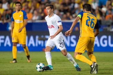 Apoel Vs Tottenham Hotspur arasında Şampiyonlar Ligi oyunu