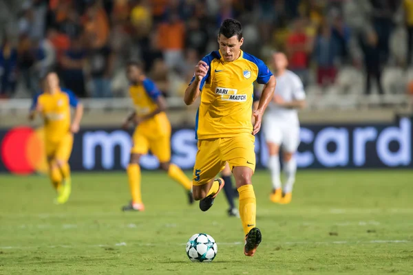 Champions League gra między Apoel Vs Tottenham Hotspur — Zdjęcie stockowe