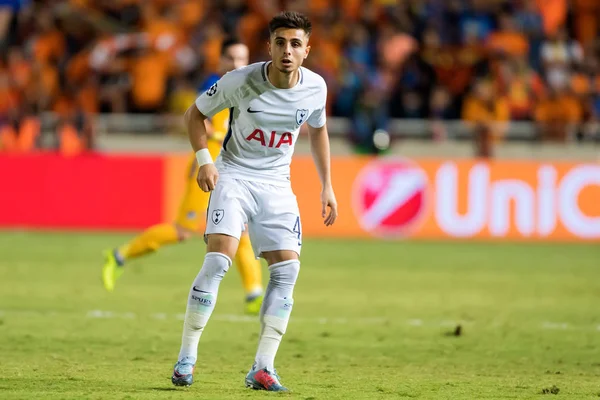 Apoel Vs Tottenham Hotspur arasında Şampiyonlar Ligi oyunu