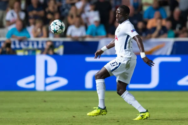 Apoel Vs Tottenham Hotspur arasında Şampiyonlar Ligi oyunu