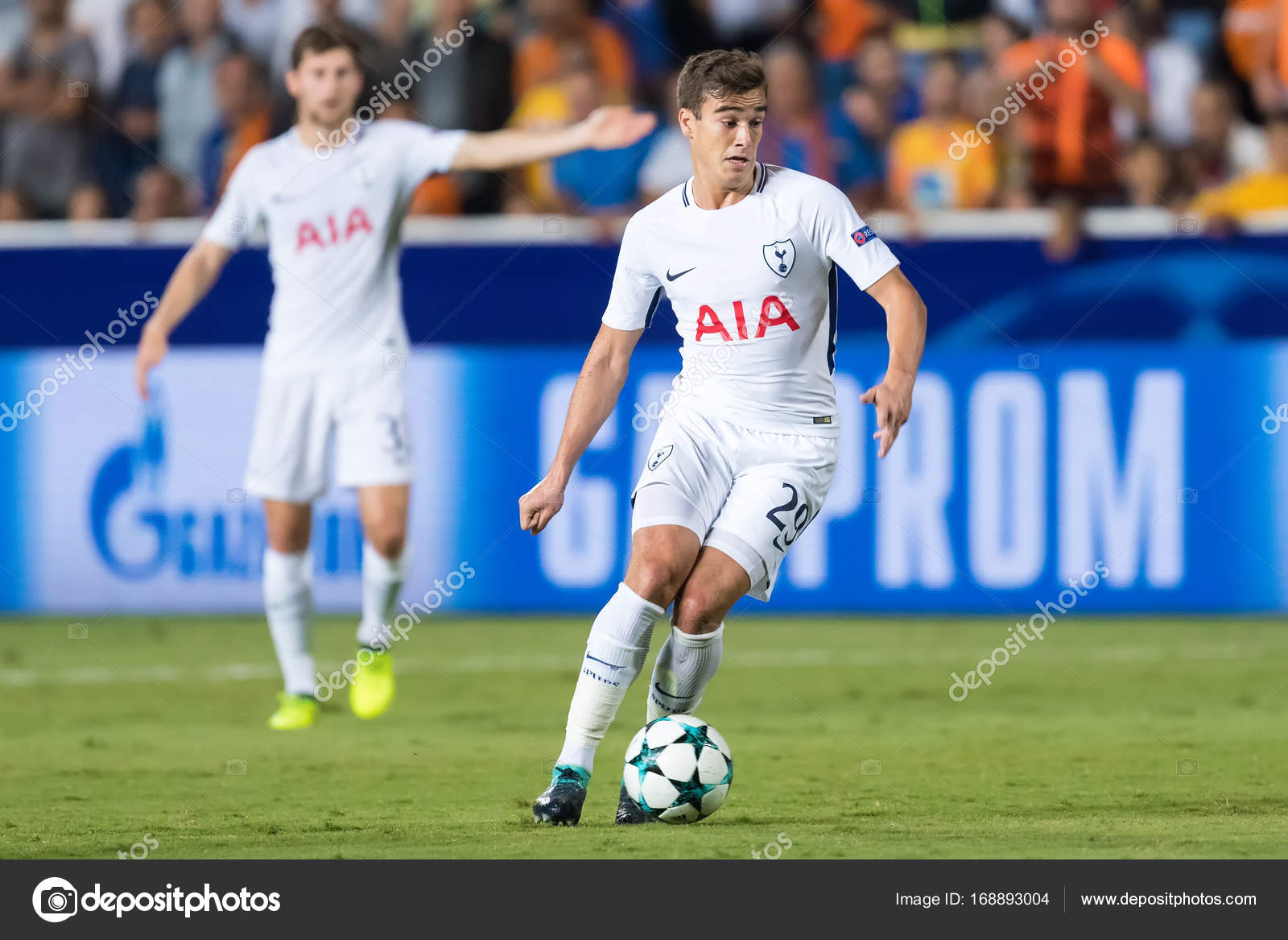 Champions League jogo entre APOEL VS Tottenham Hotspur — Fotografia de  Stock Editorial © vverve #168847238