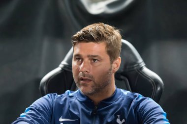 Apoel Vs Tottenham Hotspur arasında Şampiyonlar Ligi oyunu