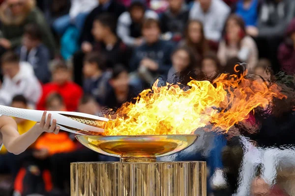 Cerimonia della Fiamma Olimpica per le Olimpiadi Invernali — Foto Stock