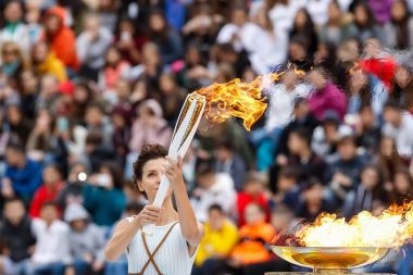 Olimpiyat meşalesinin Kış Olimpiyatları için töreni
