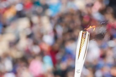 Olimpiyat meşalesinin Kış Olimpiyatları için töreni