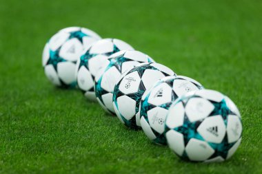 Arada Olympiakos vs Fc Barcelona UEFA Şampiyonlar Ligi oyunu