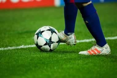 Arada Olympiakos vs Fc Barcelona UEFA Şampiyonlar Ligi oyunu