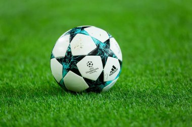 Arada Olympiakos vs Fc Barcelona UEFA Şampiyonlar Ligi oyunu