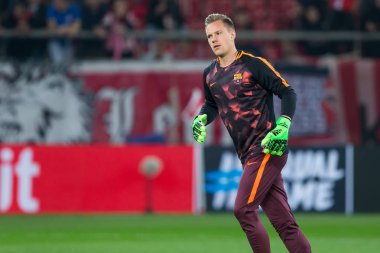 Arada Olympiakos vs Fc Barcelona UEFA Şampiyonlar Ligi oyunu