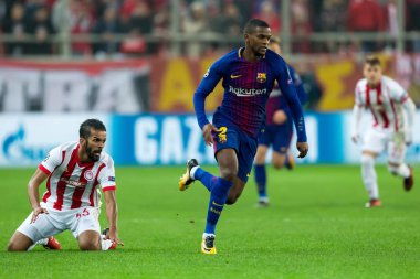 Arada Olympiakos vs Fc Barcelona UEFA Şampiyonlar Ligi oyunu