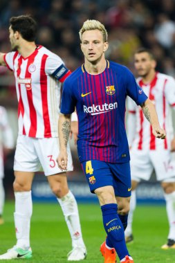 Arada Olympiakos vs Fc Barcelona UEFA Şampiyonlar Ligi oyunu