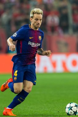 Arada Olympiakos vs Fc Barcelona UEFA Şampiyonlar Ligi oyunu