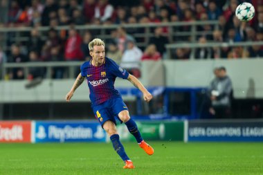 Arada Olympiakos vs Fc Barcelona UEFA Şampiyonlar Ligi oyunu