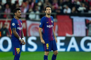Arada Olympiakos vs Fc Barcelona UEFA Şampiyonlar Ligi oyunu
