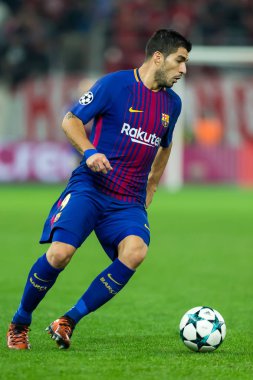 Arada Olympiakos vs Fc Barcelona UEFA Şampiyonlar Ligi oyunu