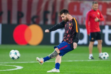 Arada Olympiakos vs Fc Barcelona UEFA Şampiyonlar Ligi oyunu