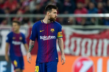 Arada Olympiakos vs Fc Barcelona UEFA Şampiyonlar Ligi oyunu
