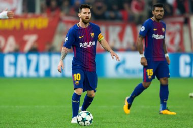 Arada Olympiakos vs Fc Barcelona UEFA Şampiyonlar Ligi oyunu