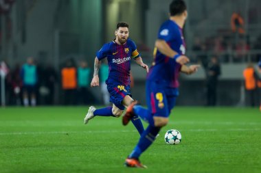 Arada Olympiakos vs Fc Barcelona UEFA Şampiyonlar Ligi oyunu