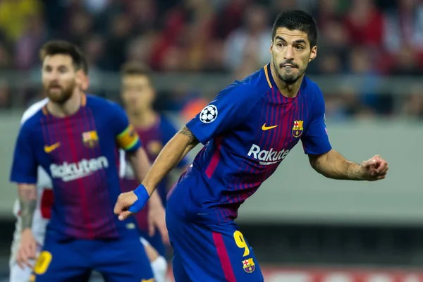 Arada Olympiakos vs Fc Barcelona UEFA Şampiyonlar Ligi oyunu — Stok fotoğraf