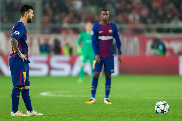 UEFA Champions League partido entre Olympiacos vs FC Barcelona — Foto de Stock