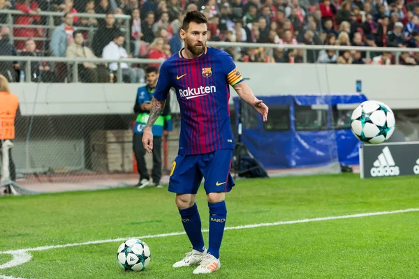 Liga mistrů UEFA hra mezi Olympiacos vs Fc Barcelona — Stock fotografie