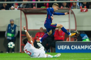 Arada Olympiakos vs Fc Barcelona UEFA Şampiyonlar Ligi oyunu
