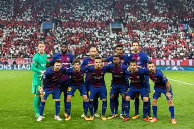 Arada Olympiakos vs Fc Barcelona UEFA Şampiyonlar Ligi oyunu