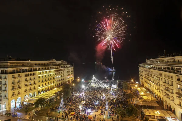 Aristotle's square in Thessaloniki  during New Year celebrations — Stock Photo, Image