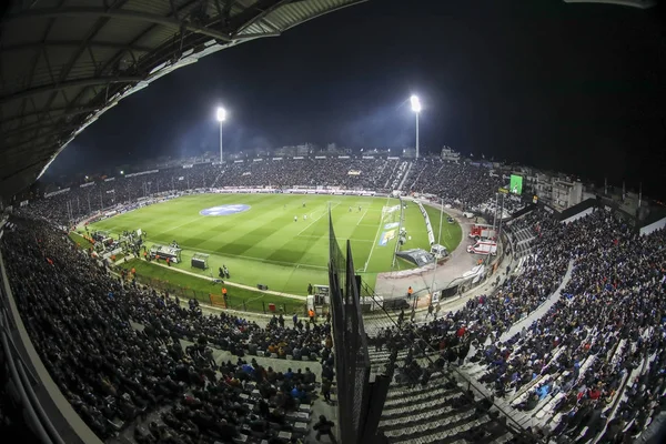 Внутренний вид полного на стадионе Toumba, Греческая Суперлига — стоковое фото