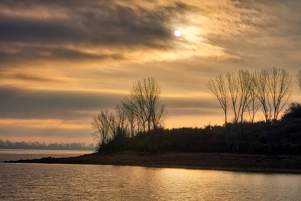Sunrise over the wetland of Kerkini Lake in northern Greece — Stock Photo, Image