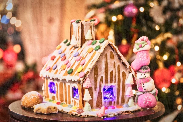 Natale casa biscotti di pan di zenzero . — Foto Stock