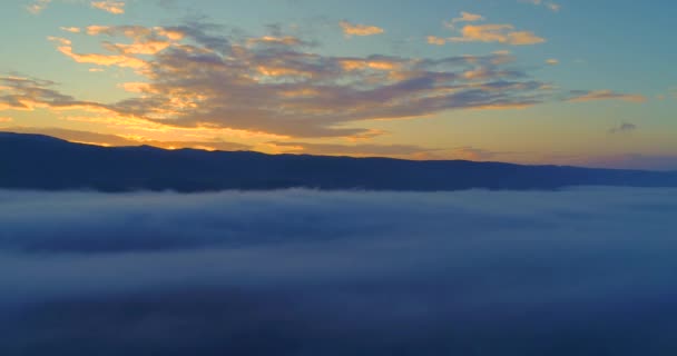 Vue Aérienne Survoler Les Nuages Caméra Aérienne Prise Coucher Soleil — Video