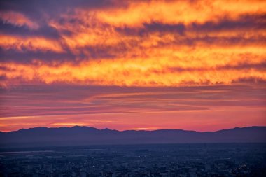 Selanik şehrinde yeni yılın ilk gün batımı (2018),