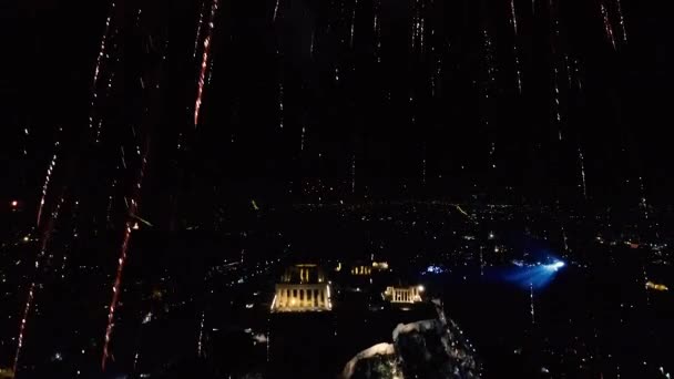 Los Fuegos Artificiales Explotan Sobre Templo Del Partenón Colina Acrópolis — Vídeos de Stock