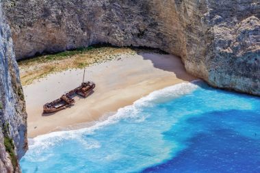 Navagio (batık) Beach Zakynthos Island, Yunanistan.