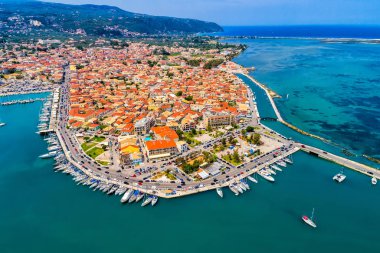 Yelkenli Yat Limanı ve şehir Lefkada Adası, Yunanistan
