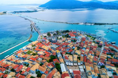 Yelkenli Yat Limanı ve şehir Lefkada Adası, Yunanistan