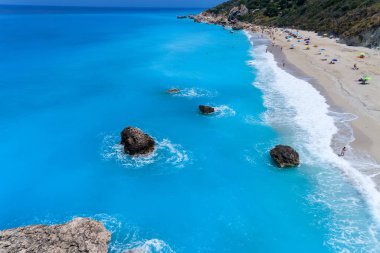 Havadan görünümü ünlü beach, Megali Petra Lef Island üzerinde