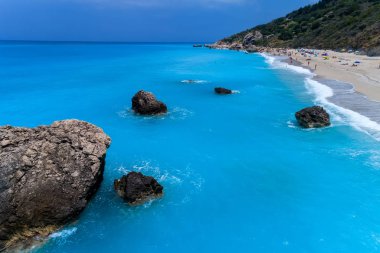 Havadan görünümü ünlü beach, Megali Petra Lef Island üzerinde