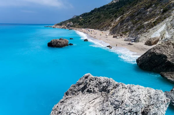 Havadan görünümü ünlü beach, Megali Petra Lef Island üzerinde