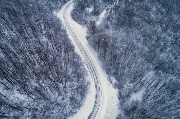 Widok Lotu Ptaka Snowy Lasu Drogi Okolicy Miejscowości Naoussa Północnej — Zdjęcie stockowe