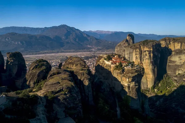 Aerial view from the Monastery of the Holy Trinity in Meteora, G — Stock Photo, Image