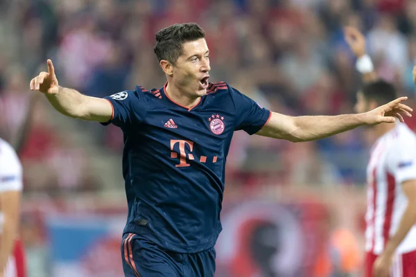 UEFA Champions League partido entre Olympiacos vs Bayern —  Fotos de Stock