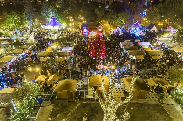 Χριστουγεννιάτικο Χωριό στο κέντρο της Θεσσαλονίκης — Φωτογραφία Αρχείου