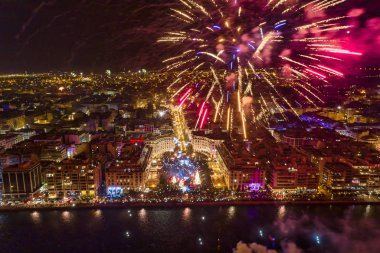 Yeni Ye sırasında Selanik 'teki Aristo Meydanı' nın havadan görünüşü