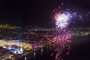 Yeni Ye sırasında Selanik 'teki Aristo Meydanı' nın havadan görünüşü