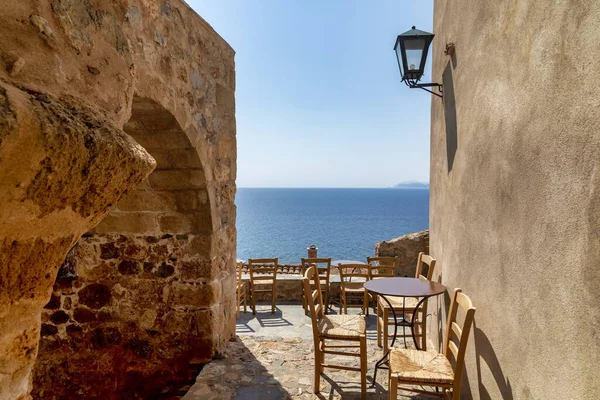 View of the old town of Monemvasia in Lakonia of Peloponnese, Gr — Stock Photo, Image