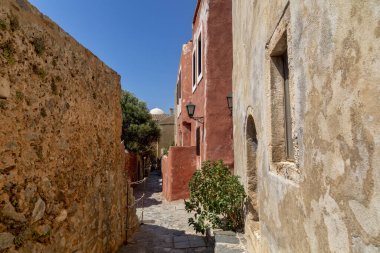 Peloponnese, Gr. Lakonia 'daki eski Monemvasia kasabasının manzarası
