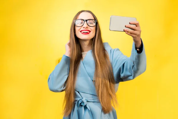 Stylish woman using smart phone — Stock Photo, Image